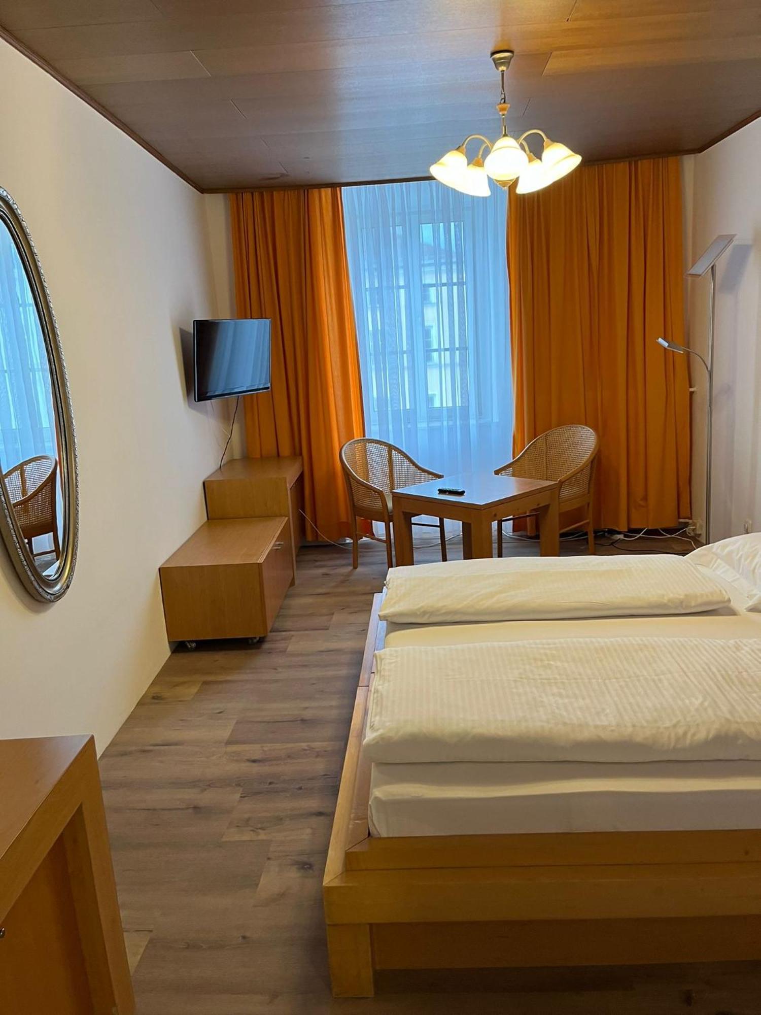 City Hotel Post 20 Braunau am Inn Dış mekan fotoğraf