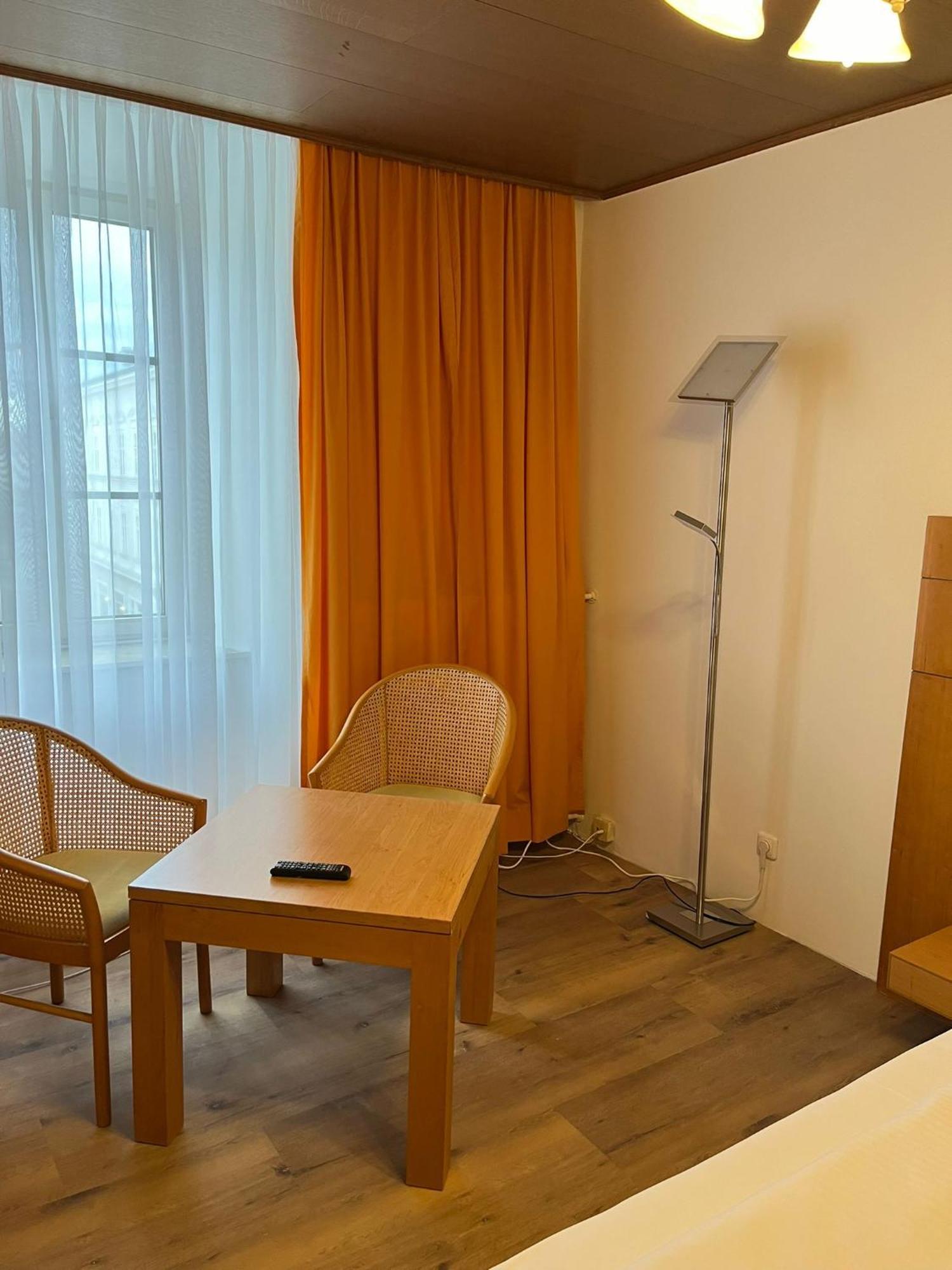 City Hotel Post 20 Braunau am Inn Dış mekan fotoğraf