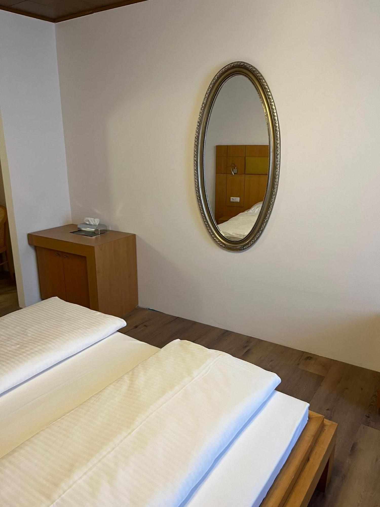 City Hotel Post 20 Braunau am Inn Dış mekan fotoğraf