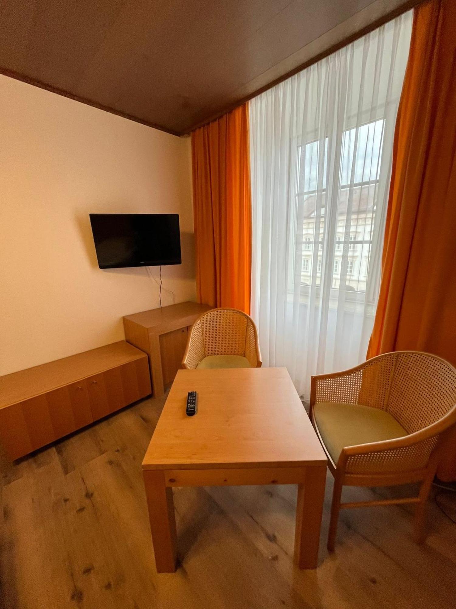 City Hotel Post 20 Braunau am Inn Dış mekan fotoğraf